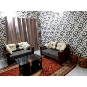 Three bedrooms fully furnished Air-conditioned Apt, Kotwali